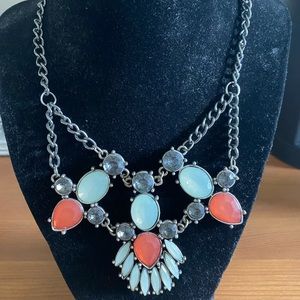 Statement necklace